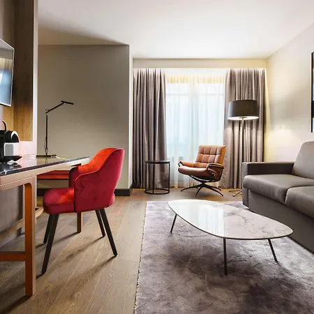 Radisson Collection Grand Place Hotel 5*