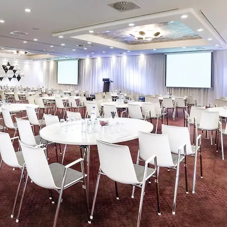 Radisson Collection Grand Place Hotel