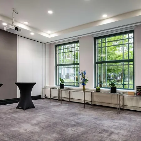 Radisson Collection Grand Place Hotel Brussels